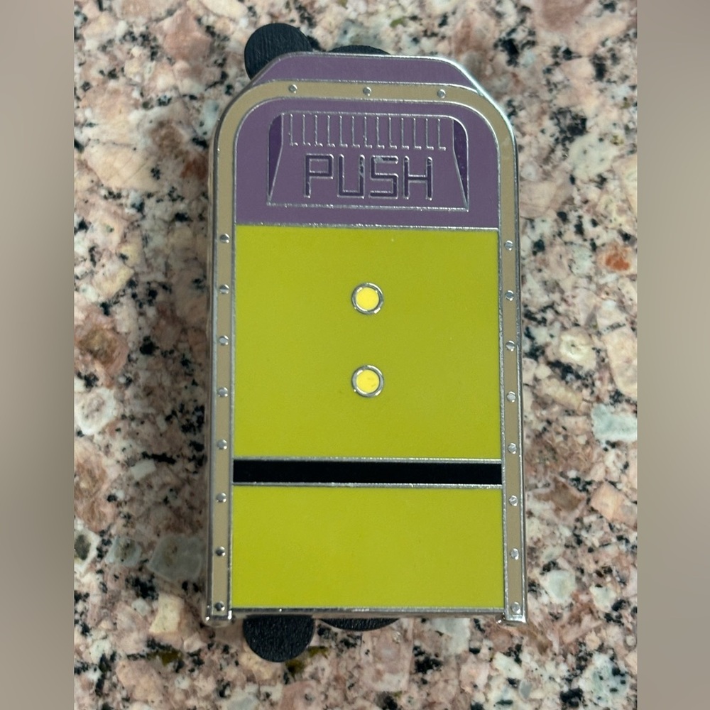 Disney Parks 2025 Character Trash Bins Mystery Can Dopey Pin